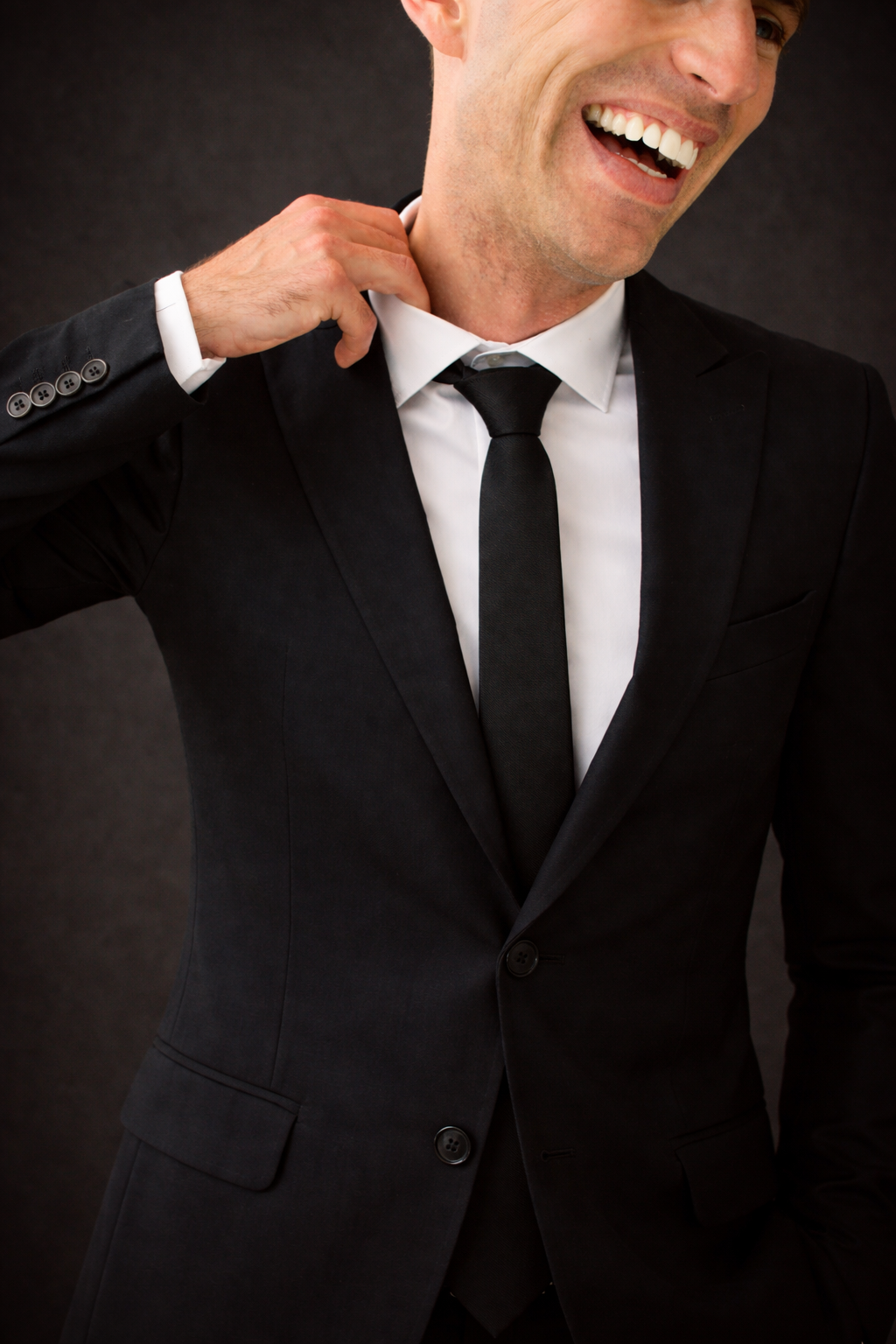 How Neckties Can Restrict Blood Flow to the Brain: German Study Insights