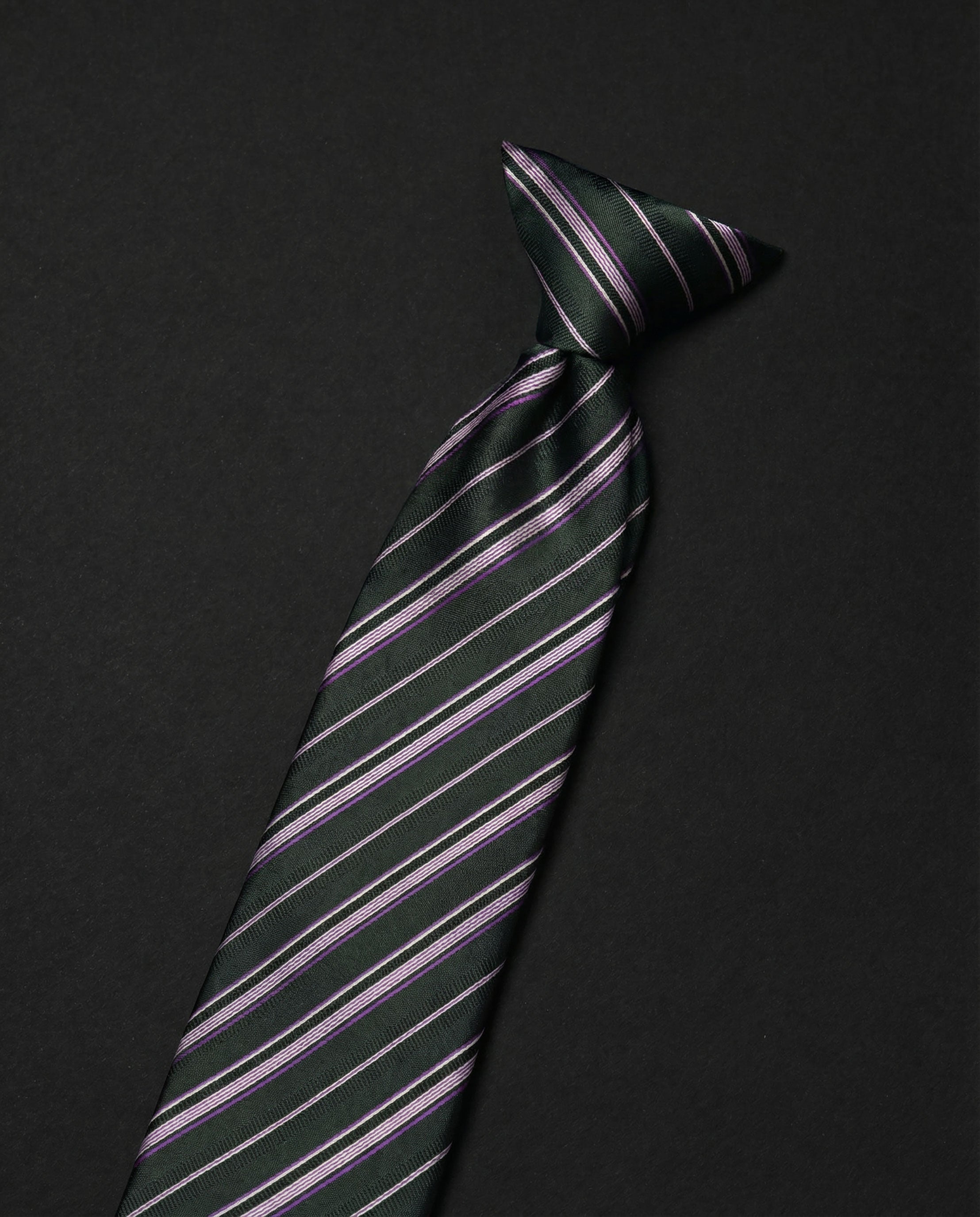 Standard Wide Ready Tie (49)
