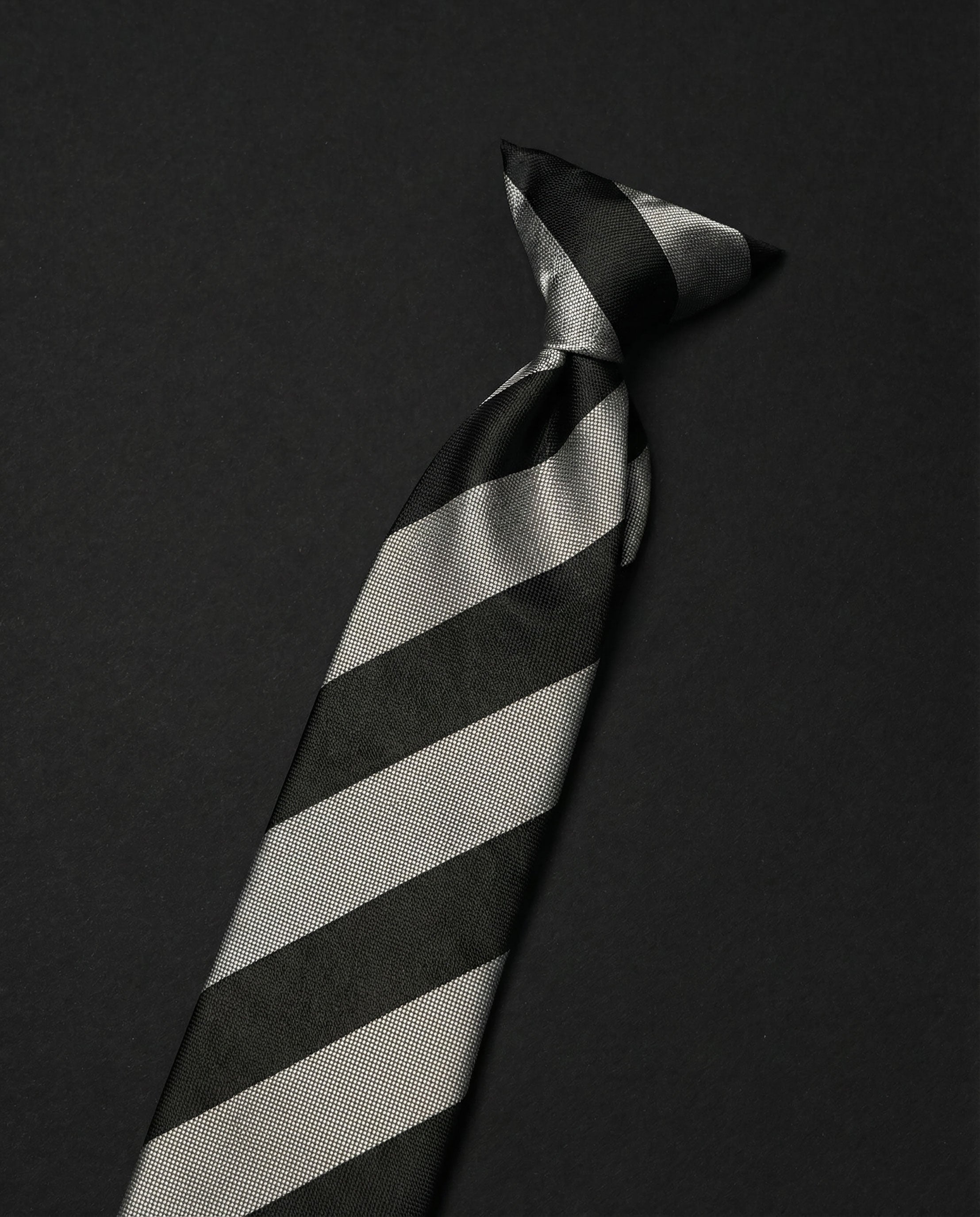 Premium Wide Ready Tie (53)