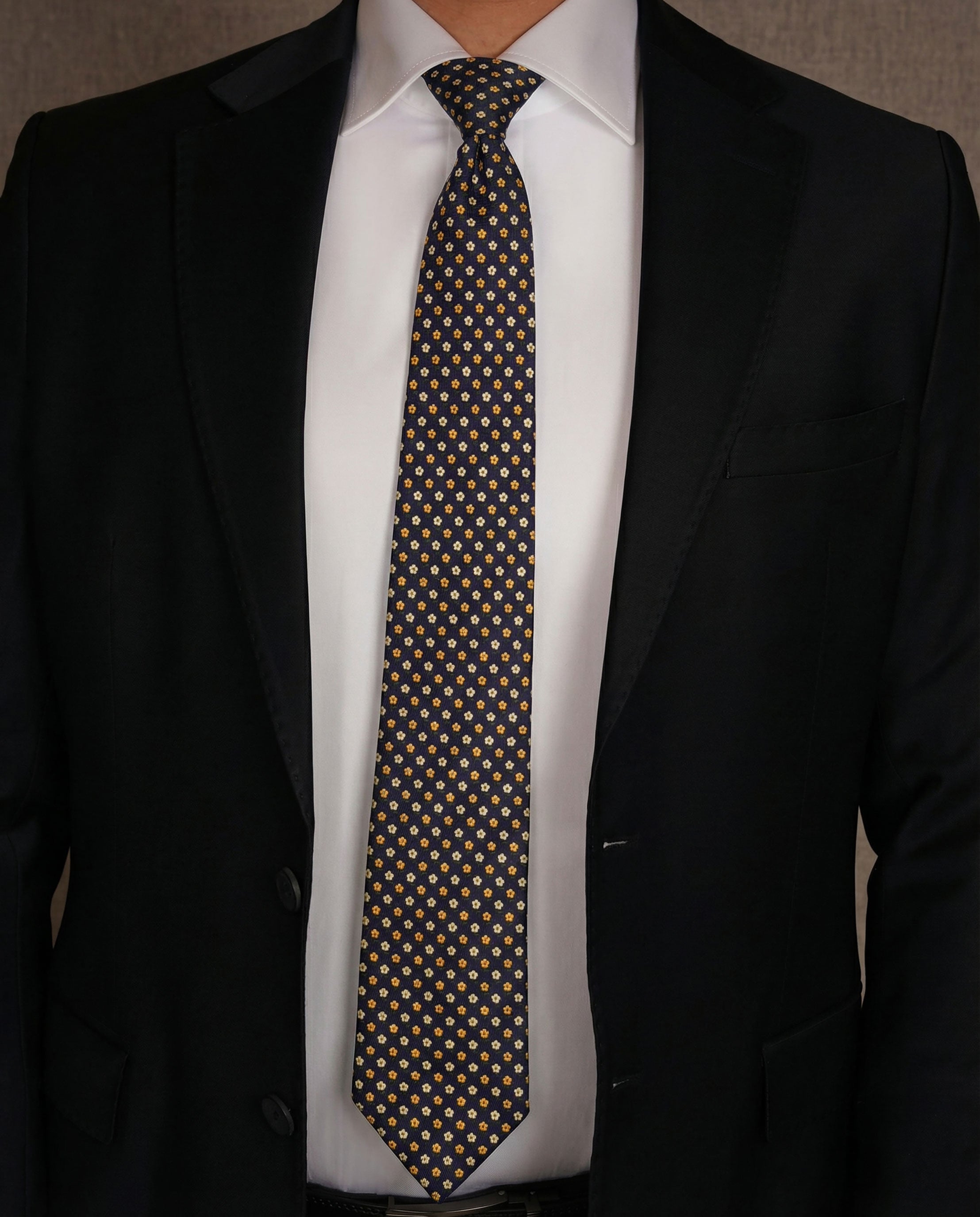 Standard Wide Ready Tie (49)