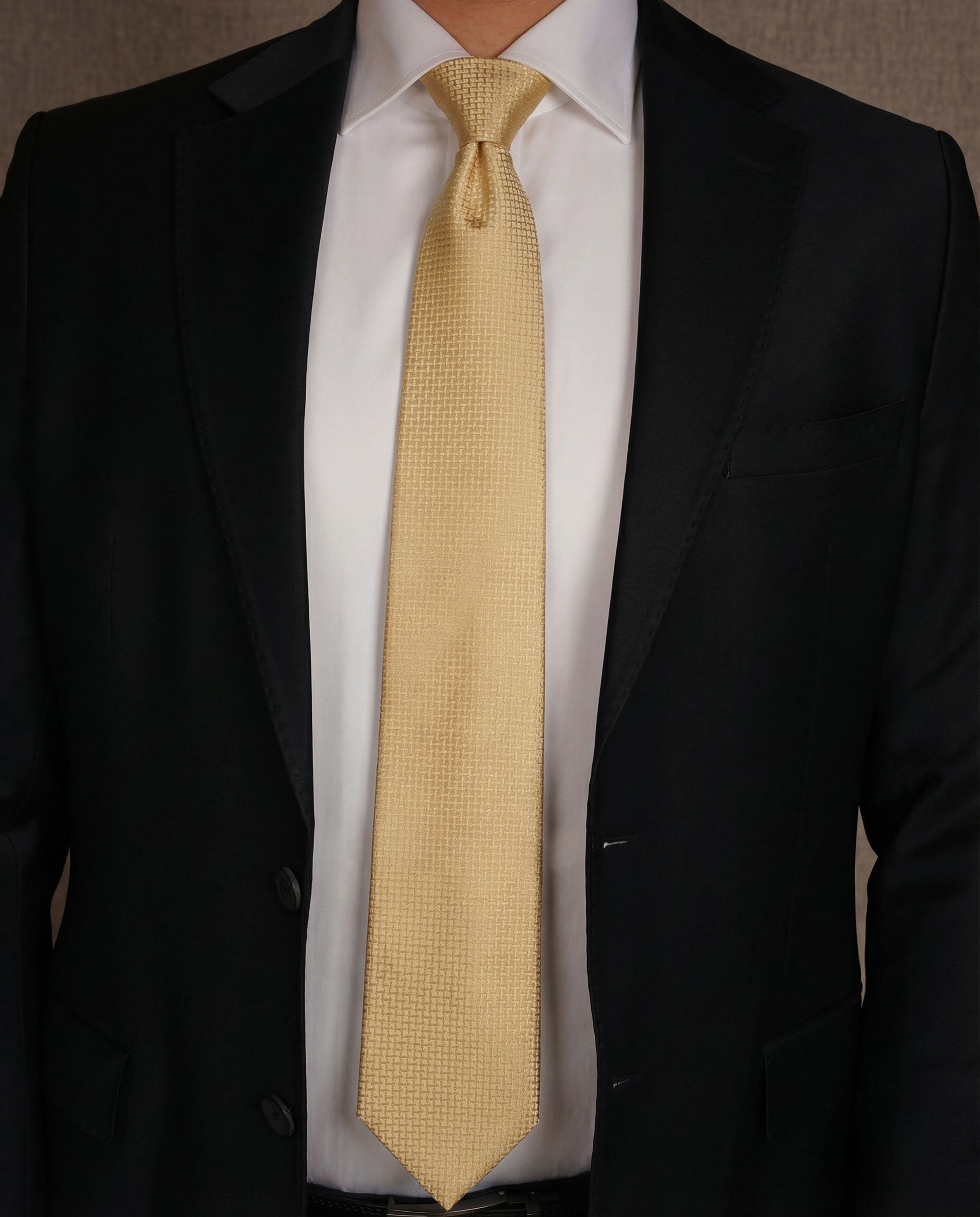 Standard Ready Tie