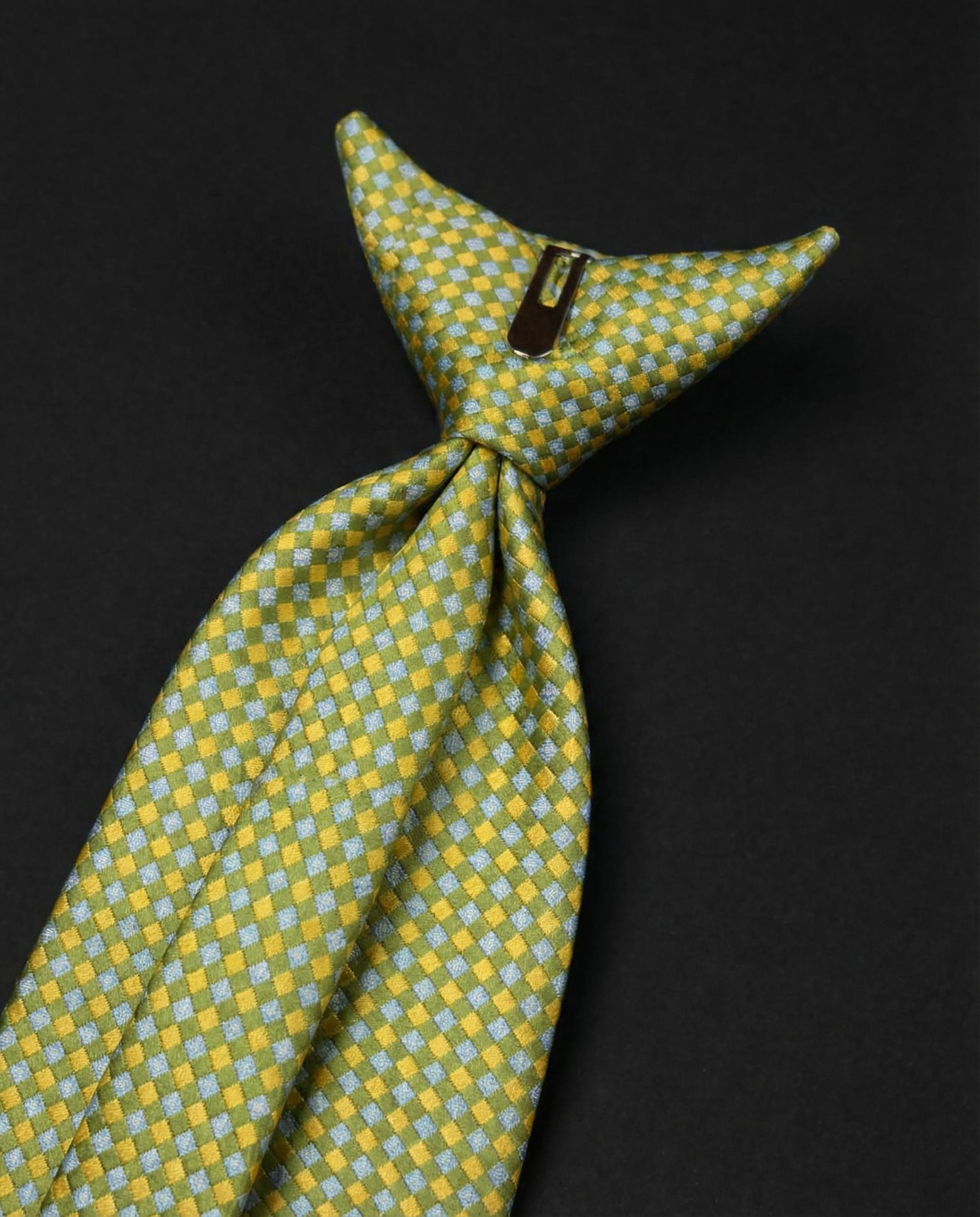 Premium Wide Ready Tie (49)