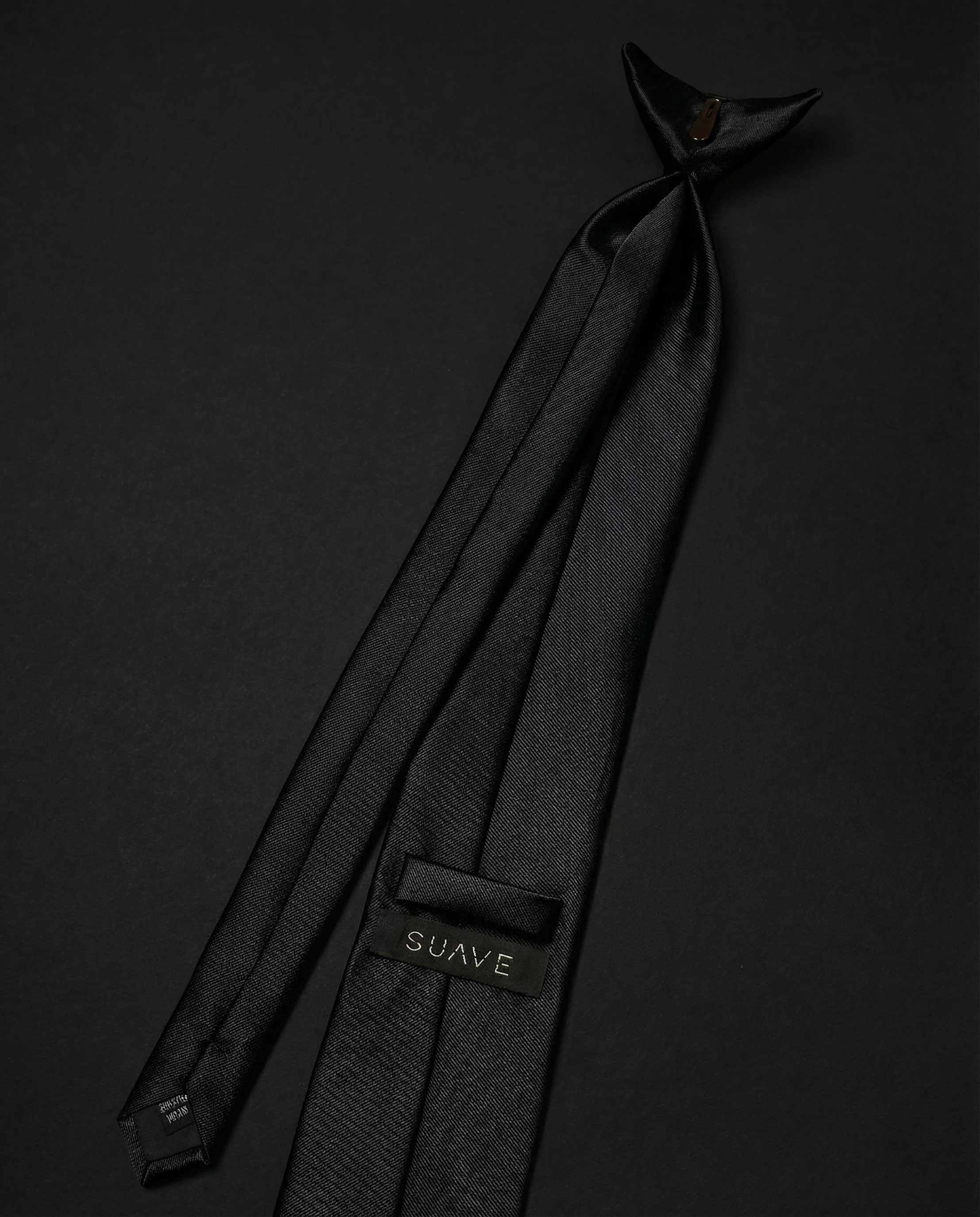 Embroidered Ready Tie (lawyer)