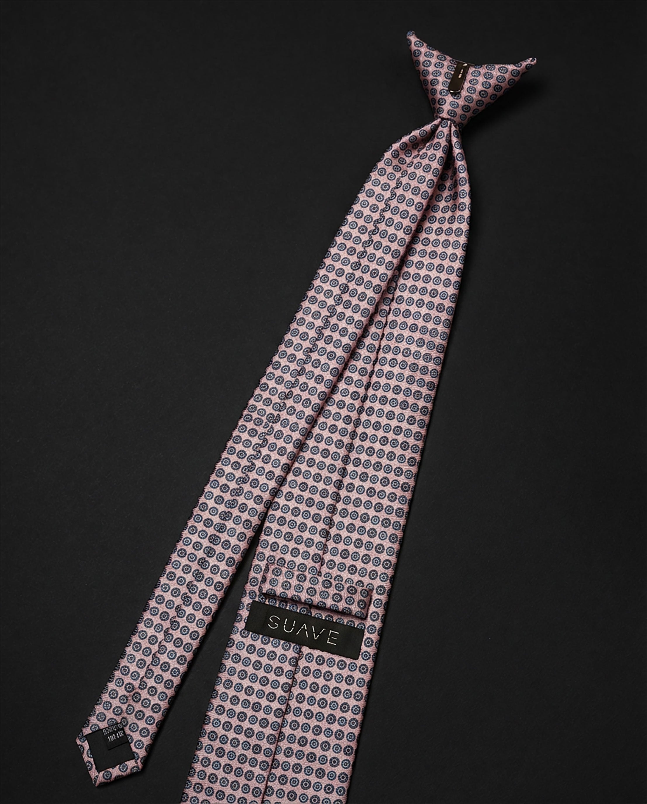 Premium Ready Tie