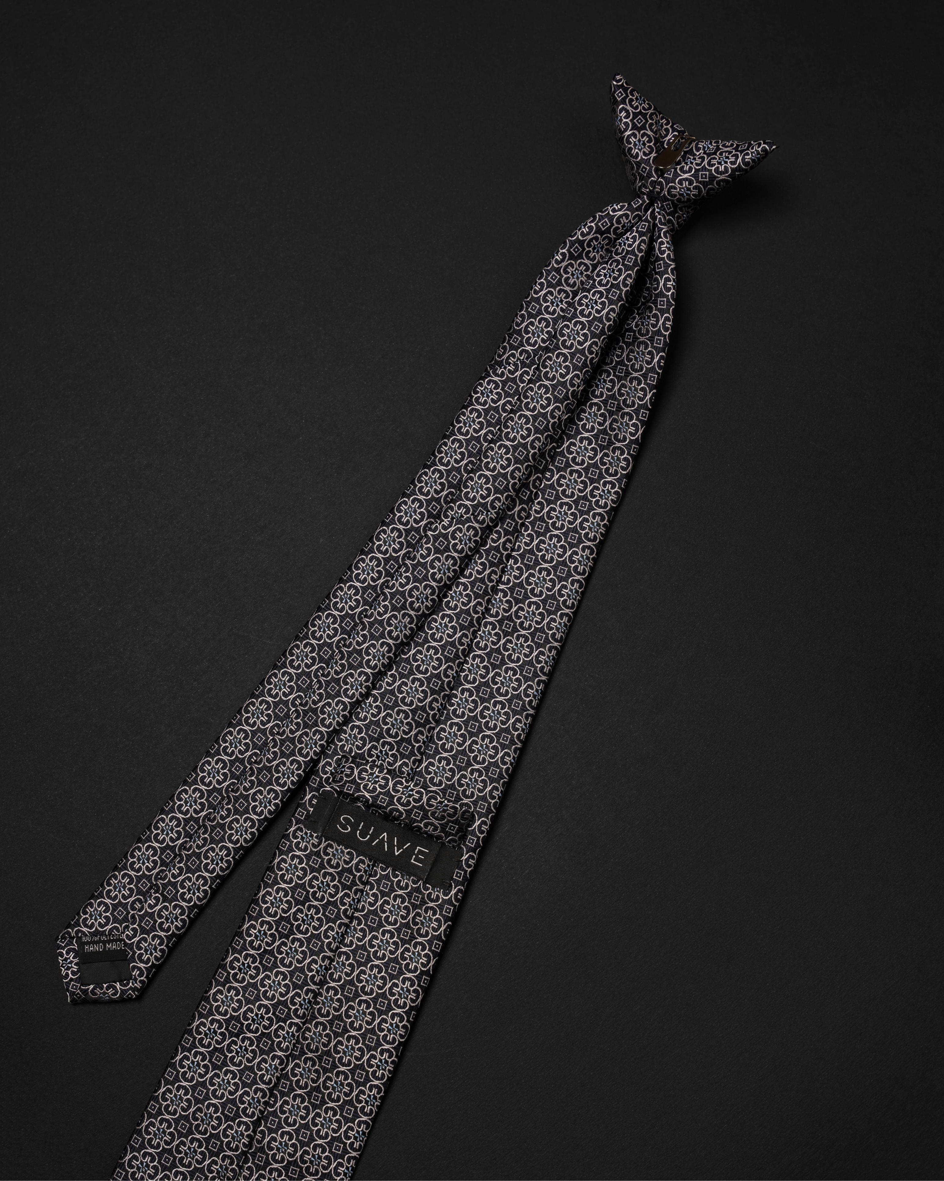 Standard Ready Tie