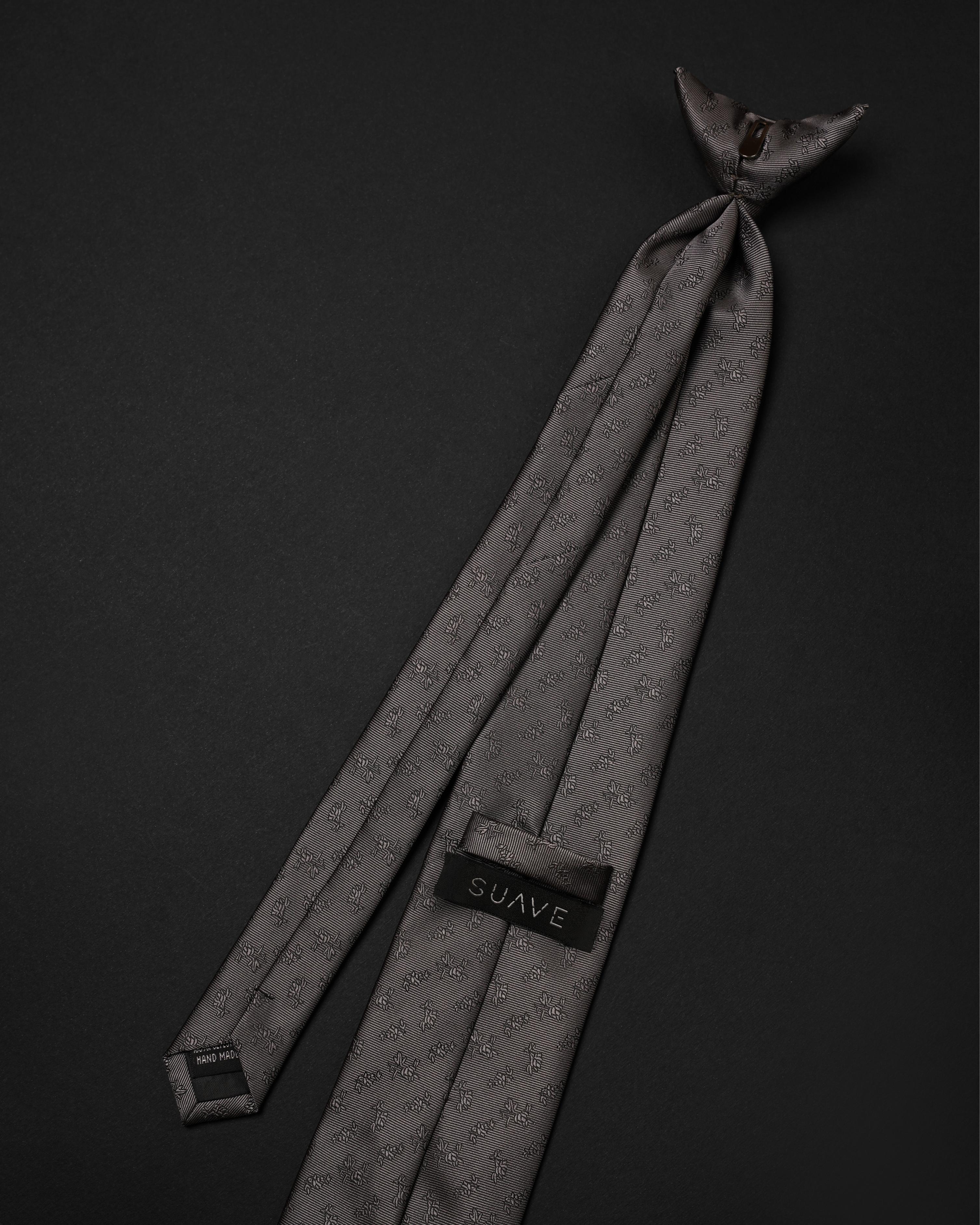 Standard Ready Tie