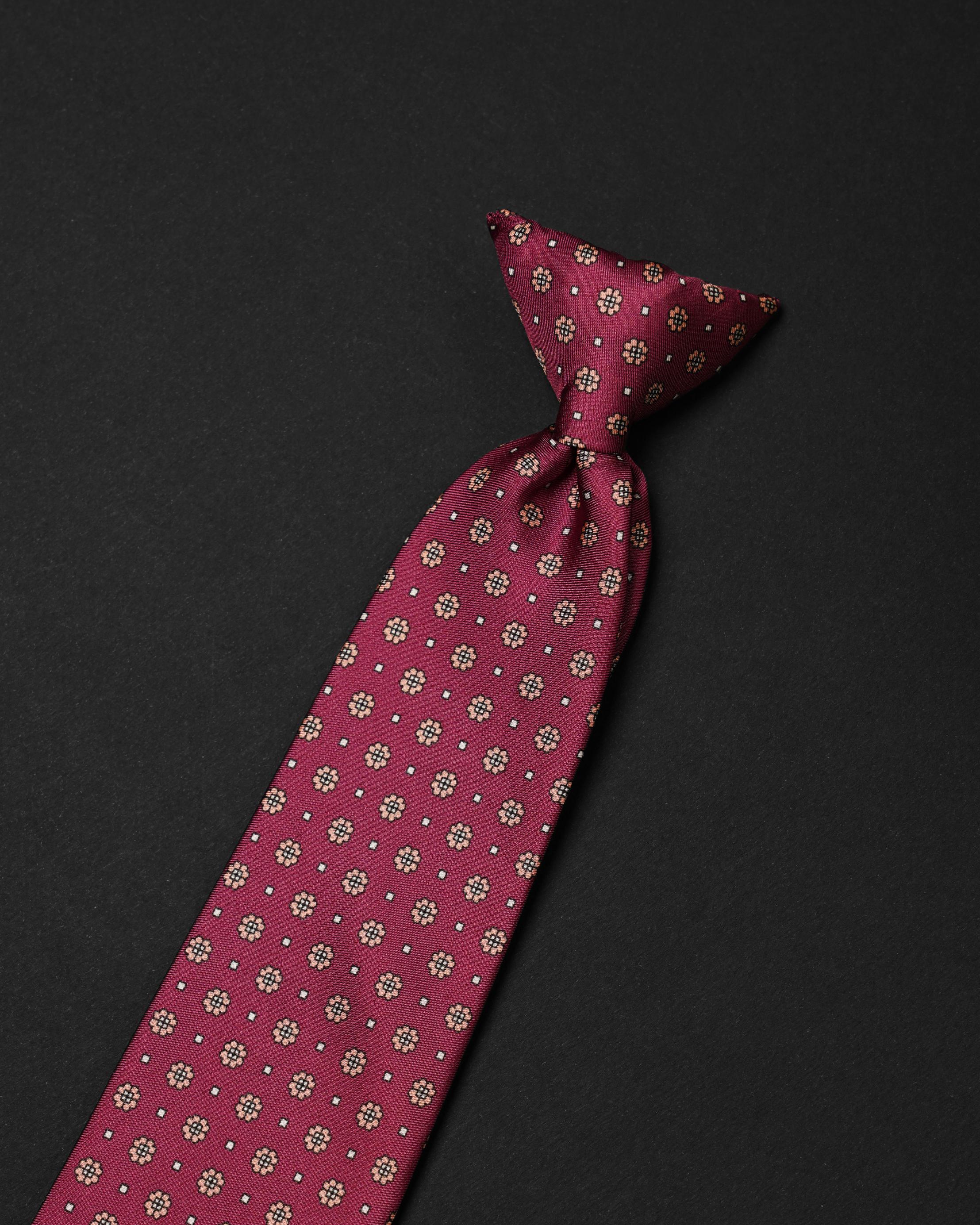 Premium Ready Tie