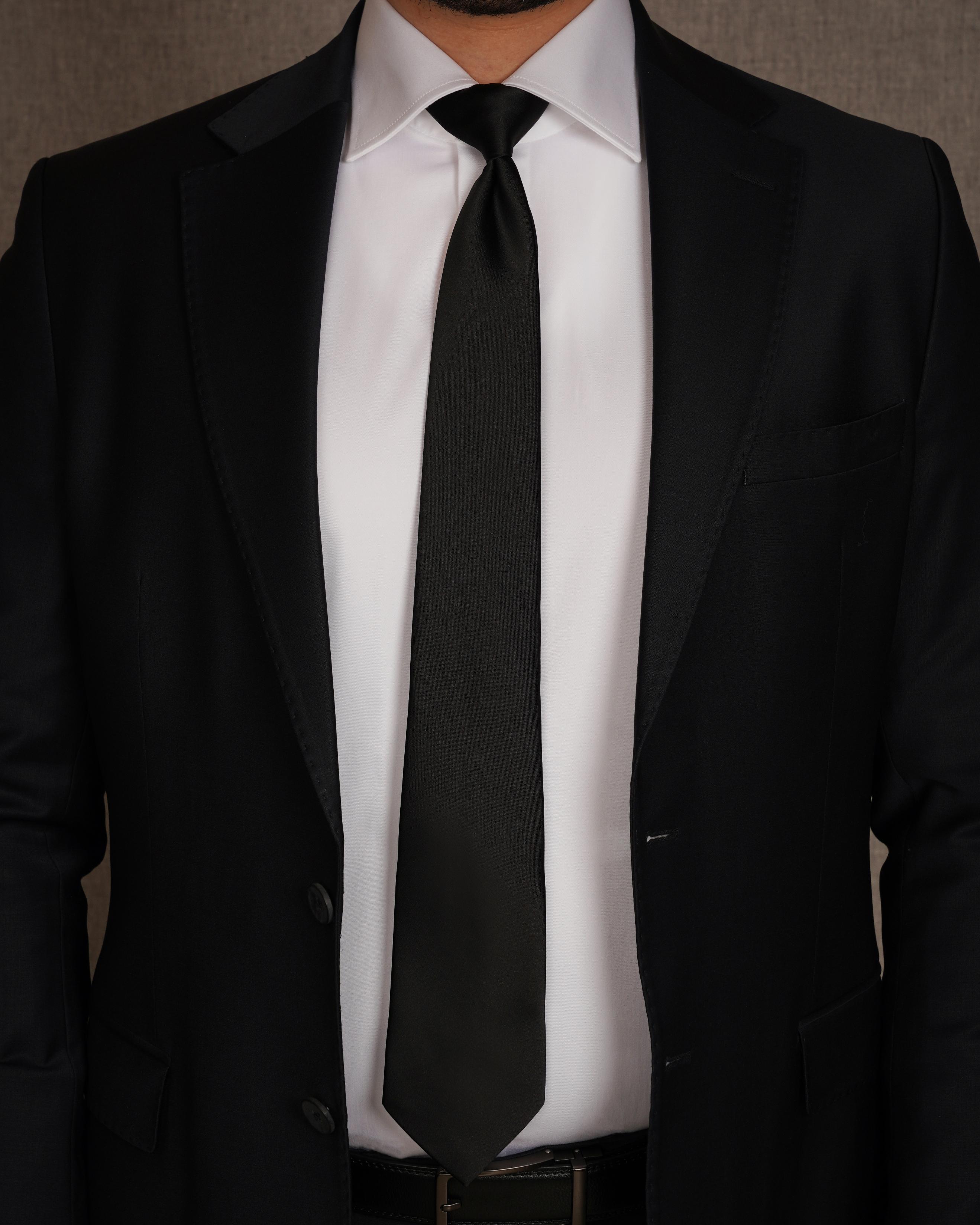 Basic Black Ready Tie