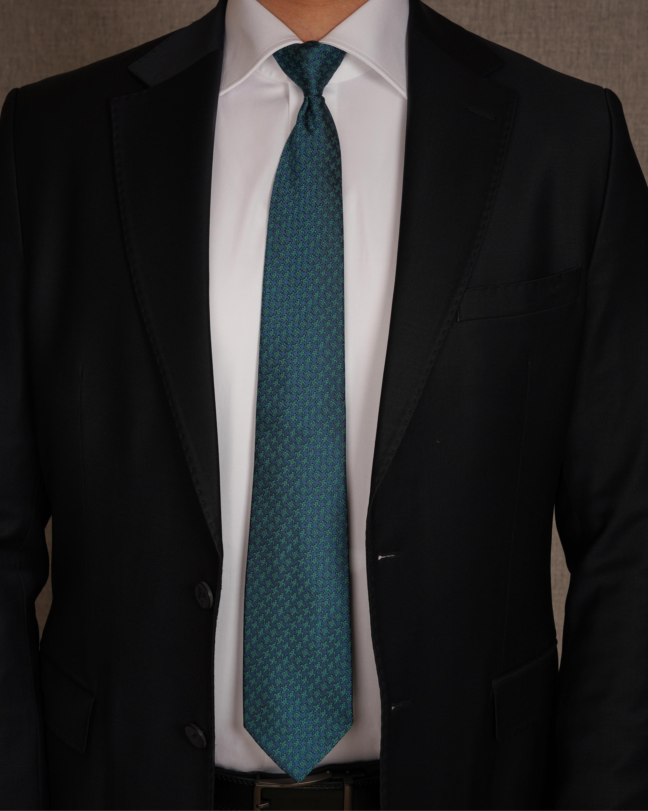 Standard Ready Tie