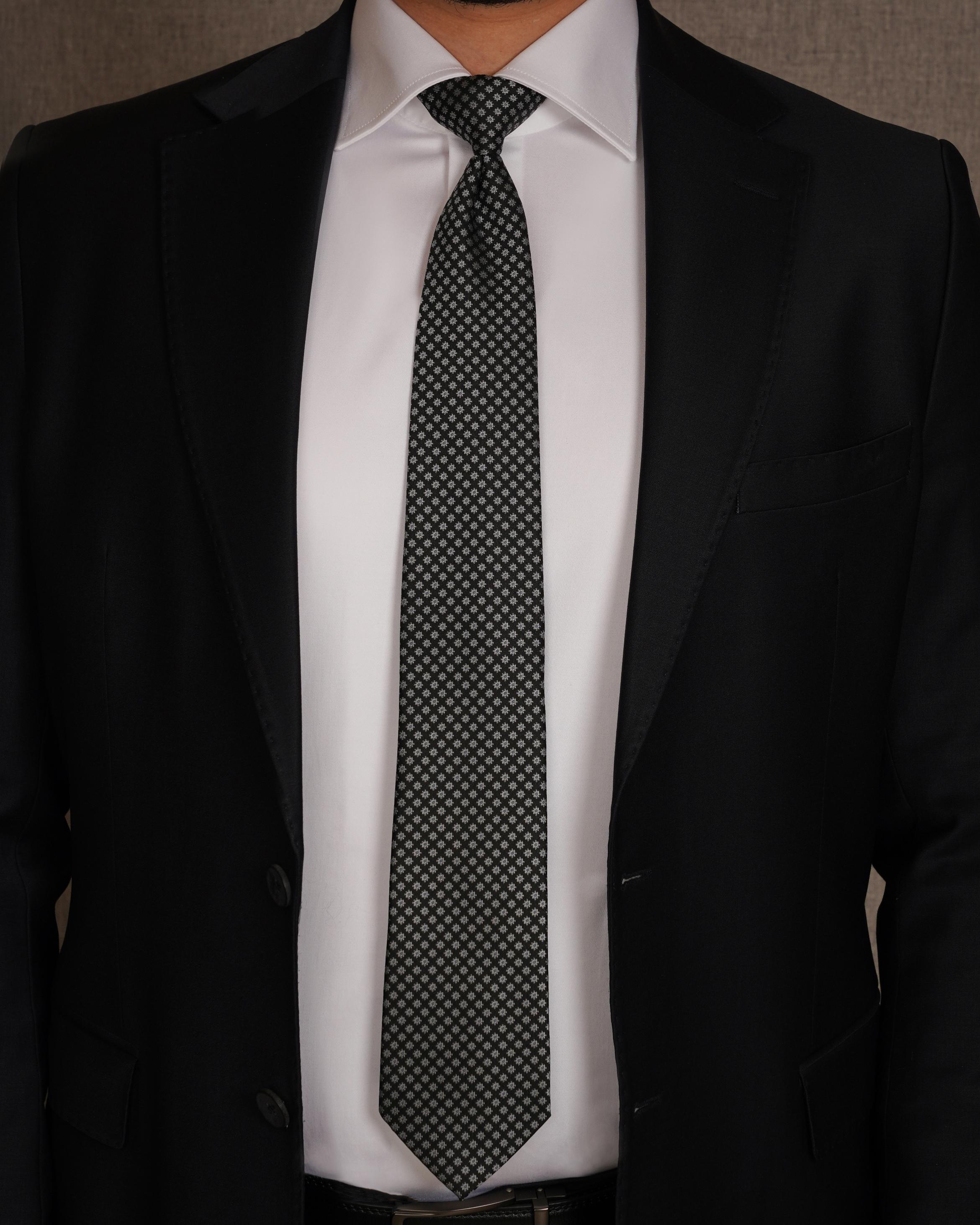 Standard Ready Tie