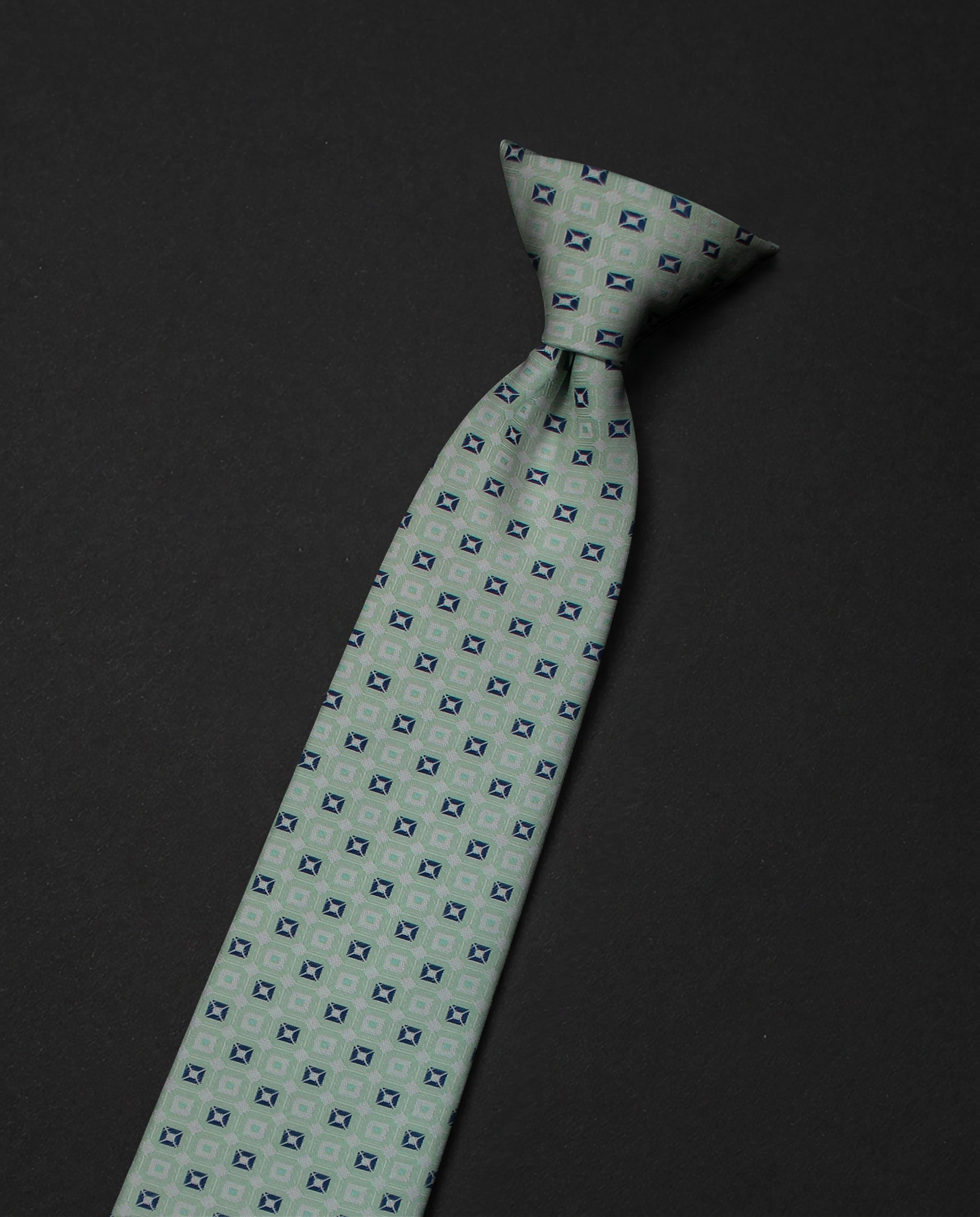 Standard Ready Tie