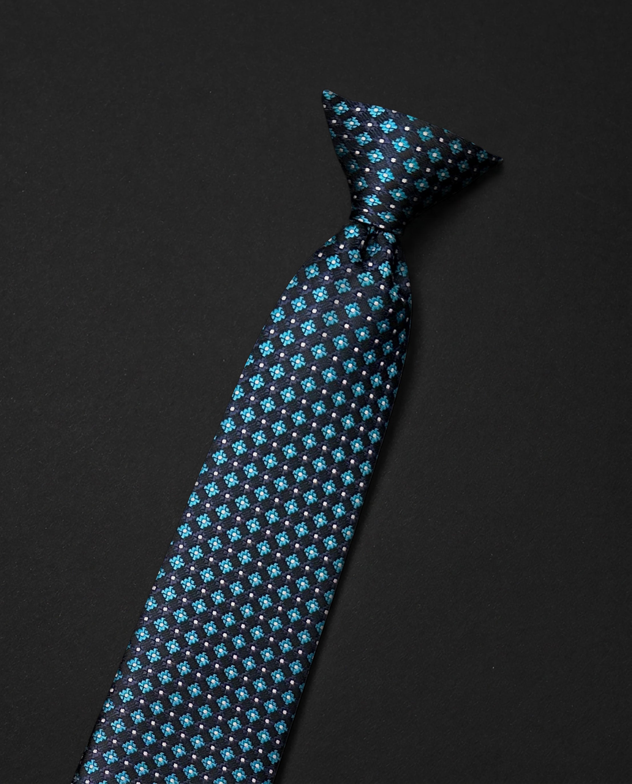 Standard Ready Tie