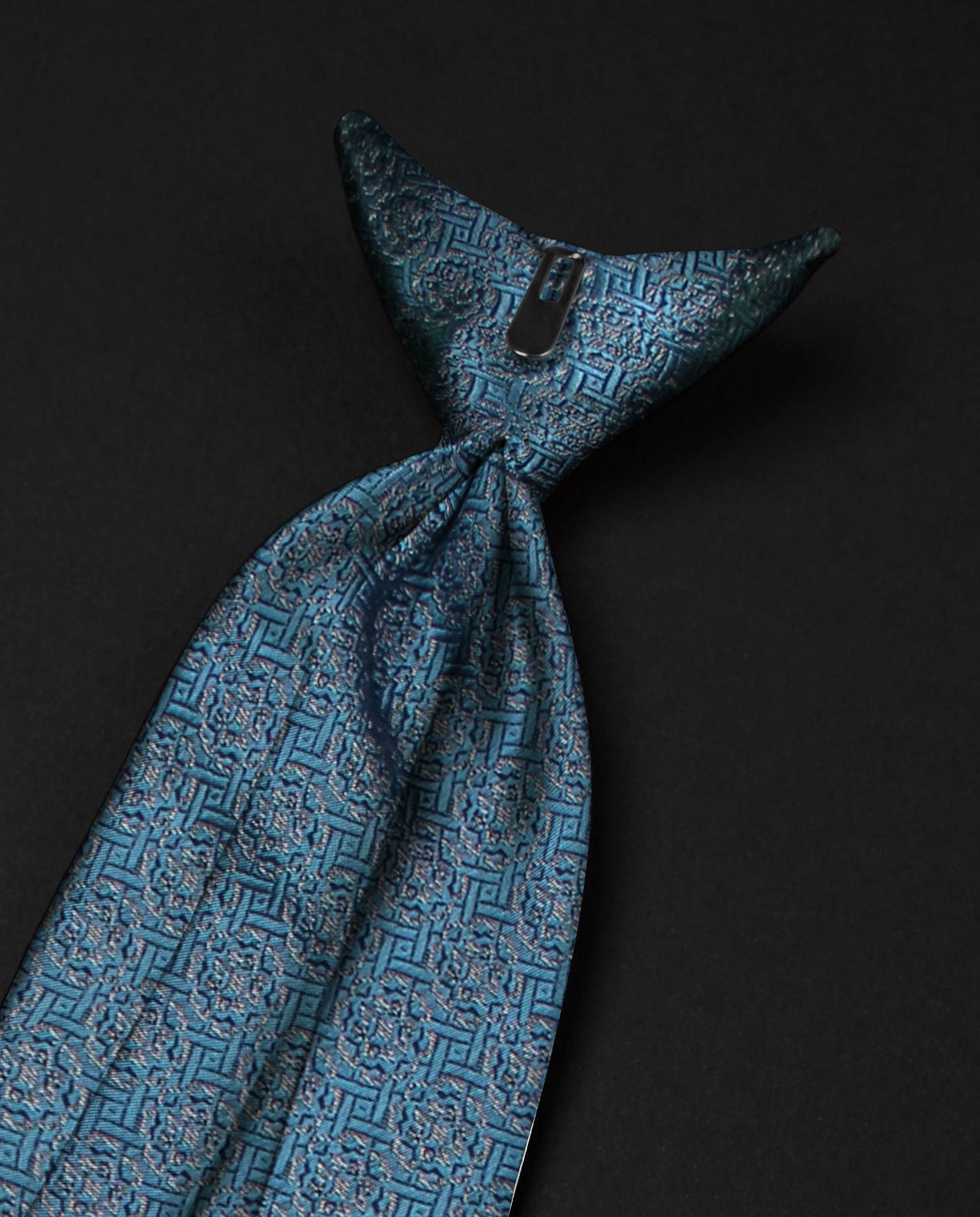 Luxury Ready Tie