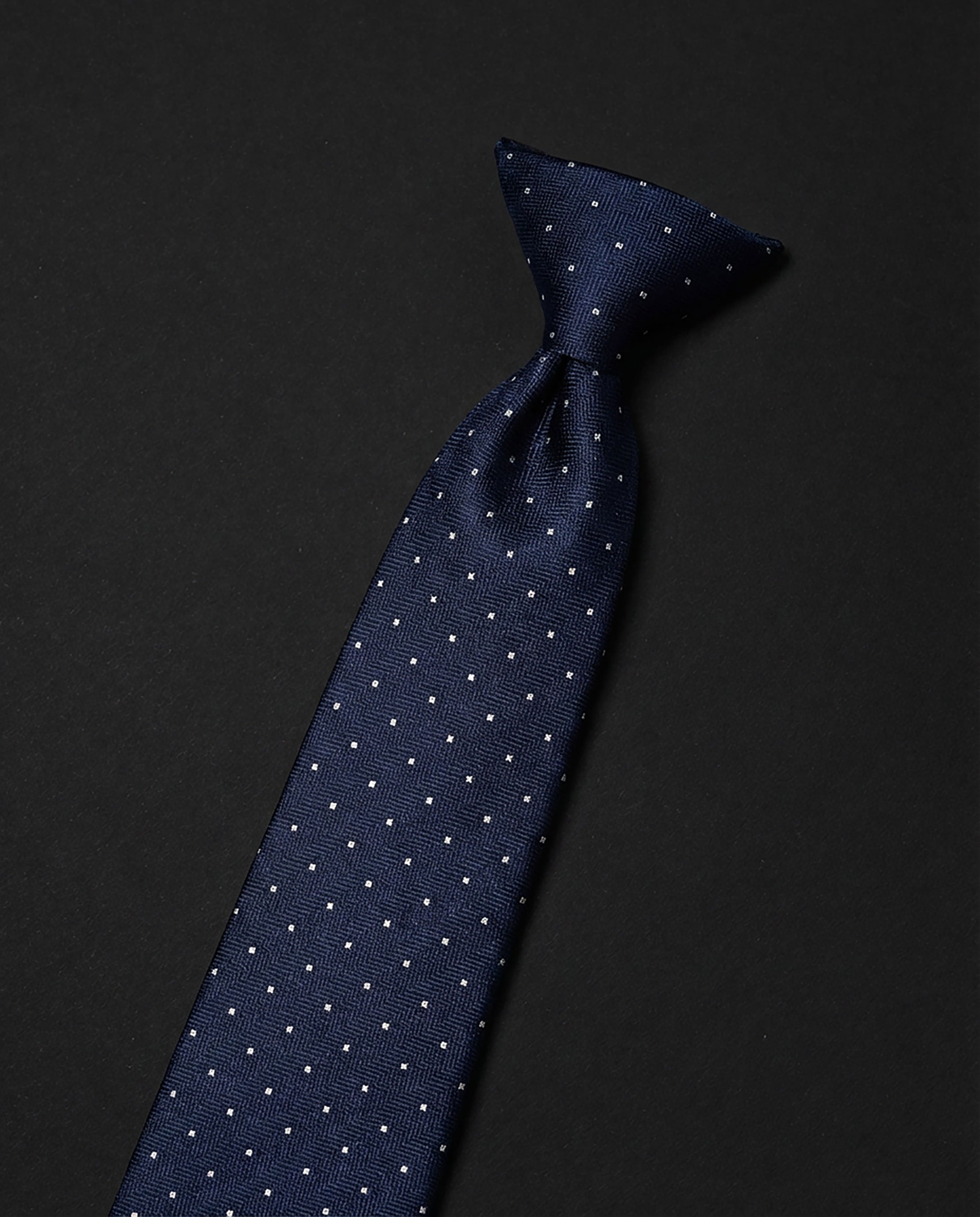 Standard Ready Tie