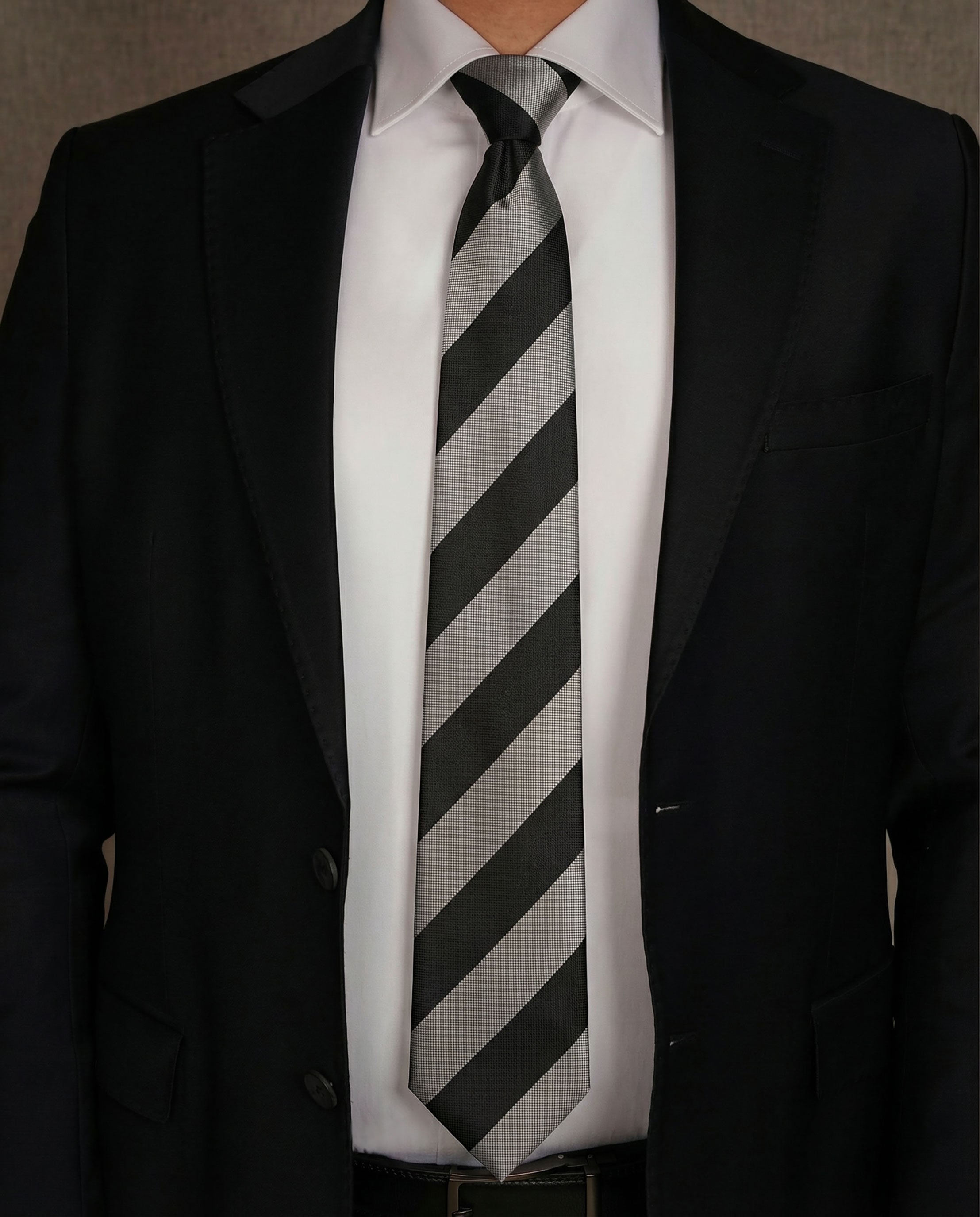 Premium Wide Ready Tie (53)