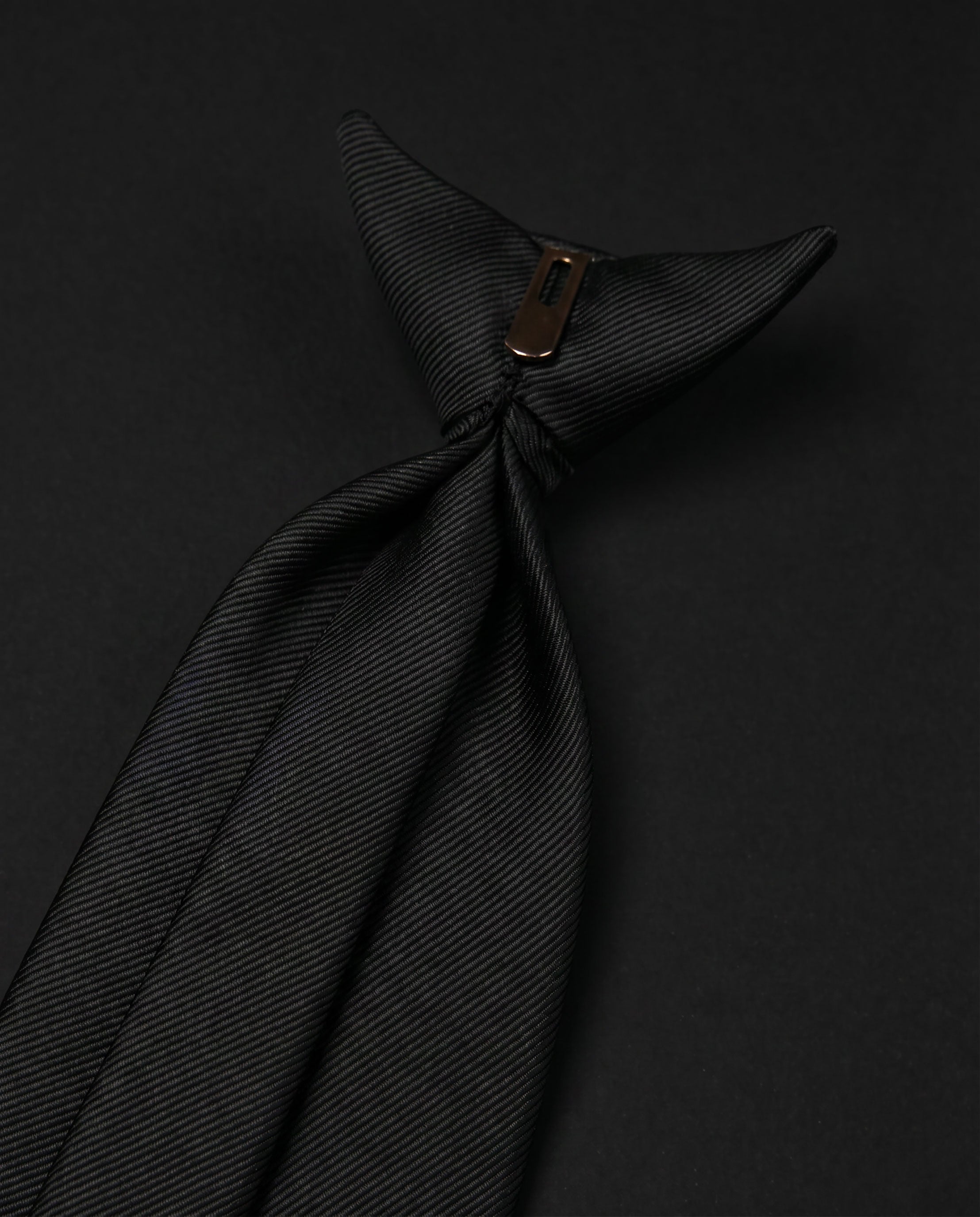 Basic black Ready Tie