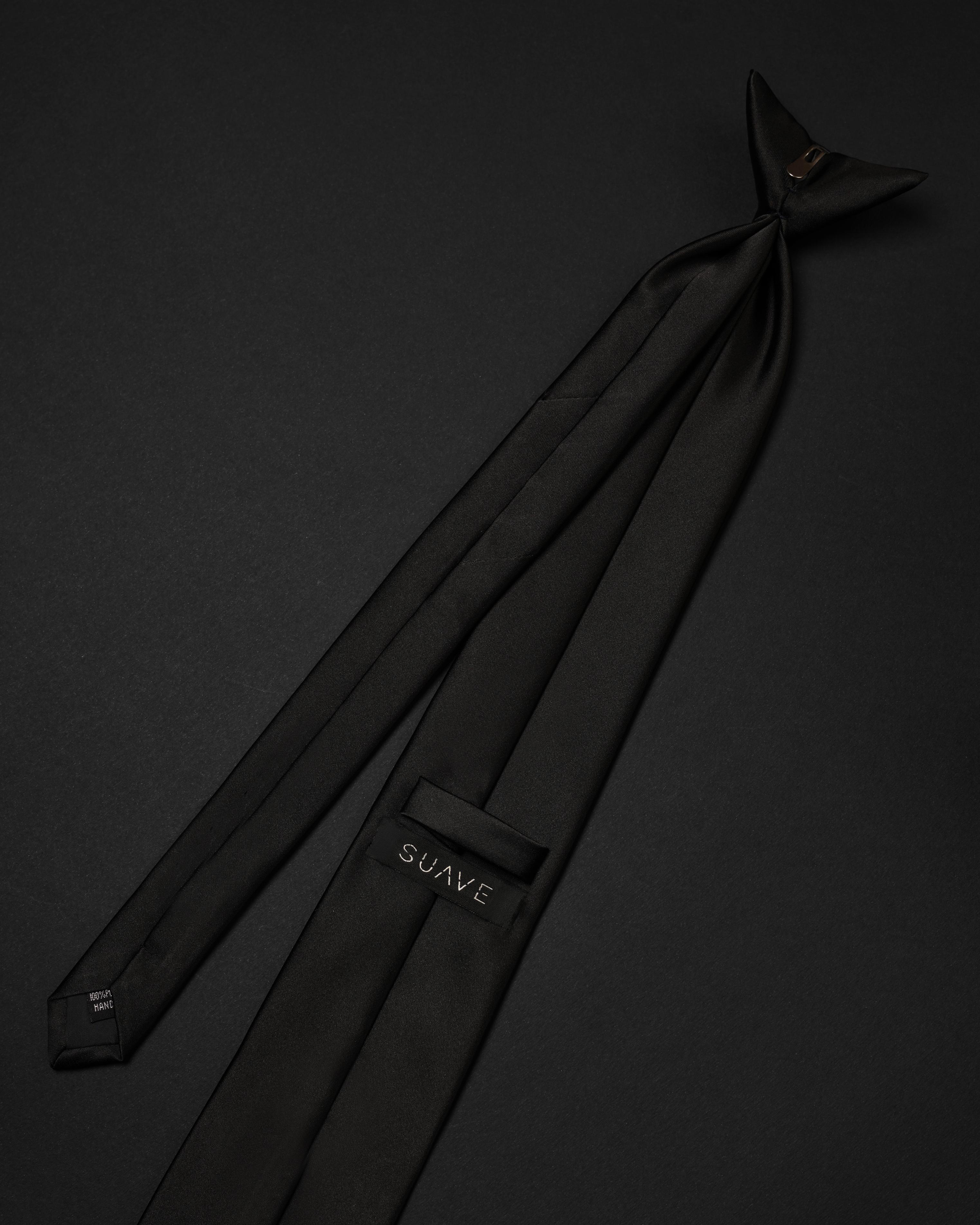 Basic Black Ready Tie