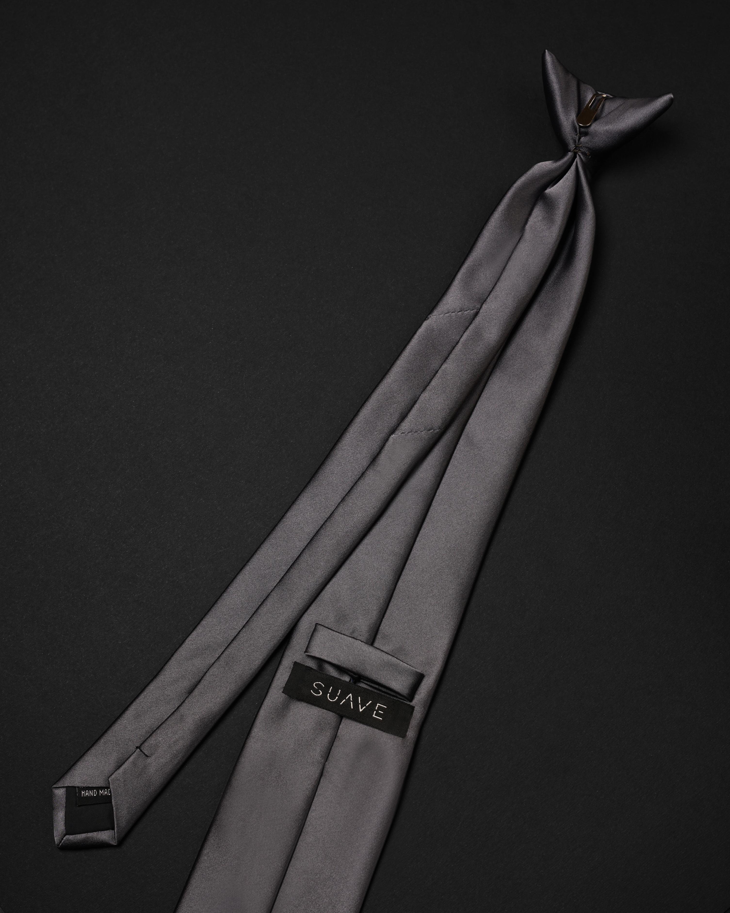 Basic Gray Ready Tie