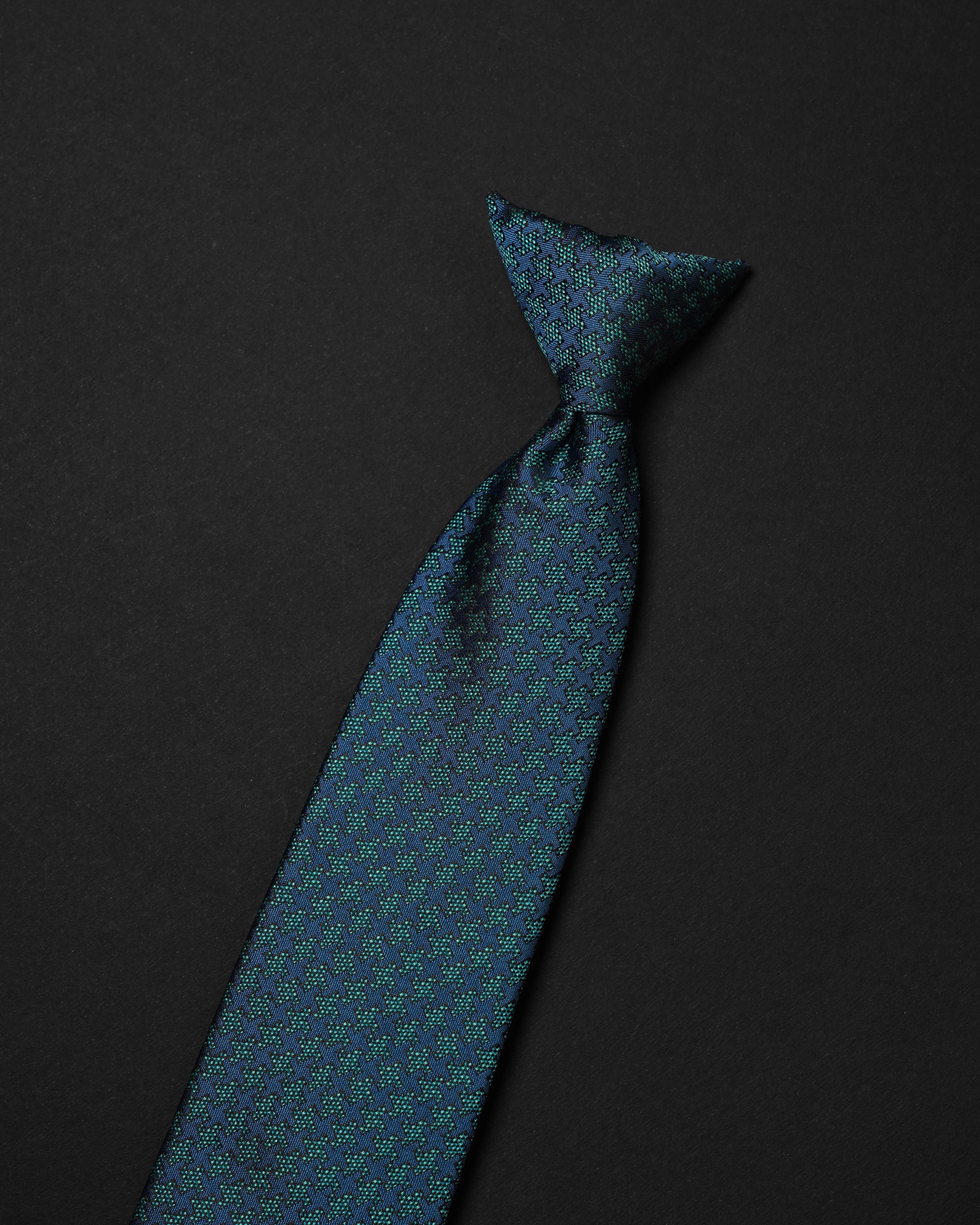 Standard Ready Tie