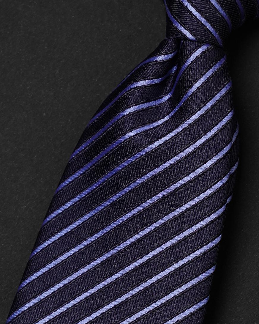 ربطة عنق جاهزة قياسية