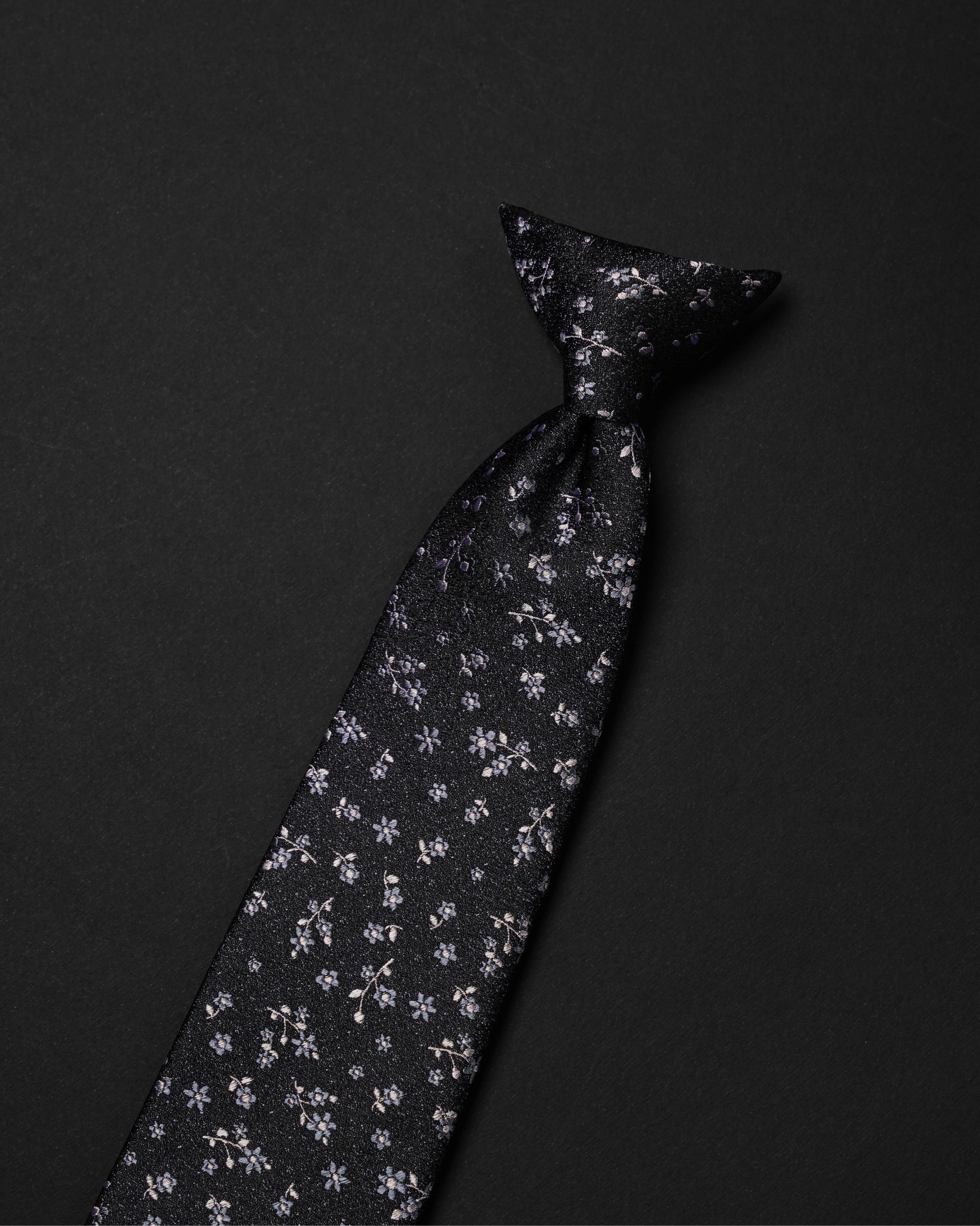 Luxury Ready Tie