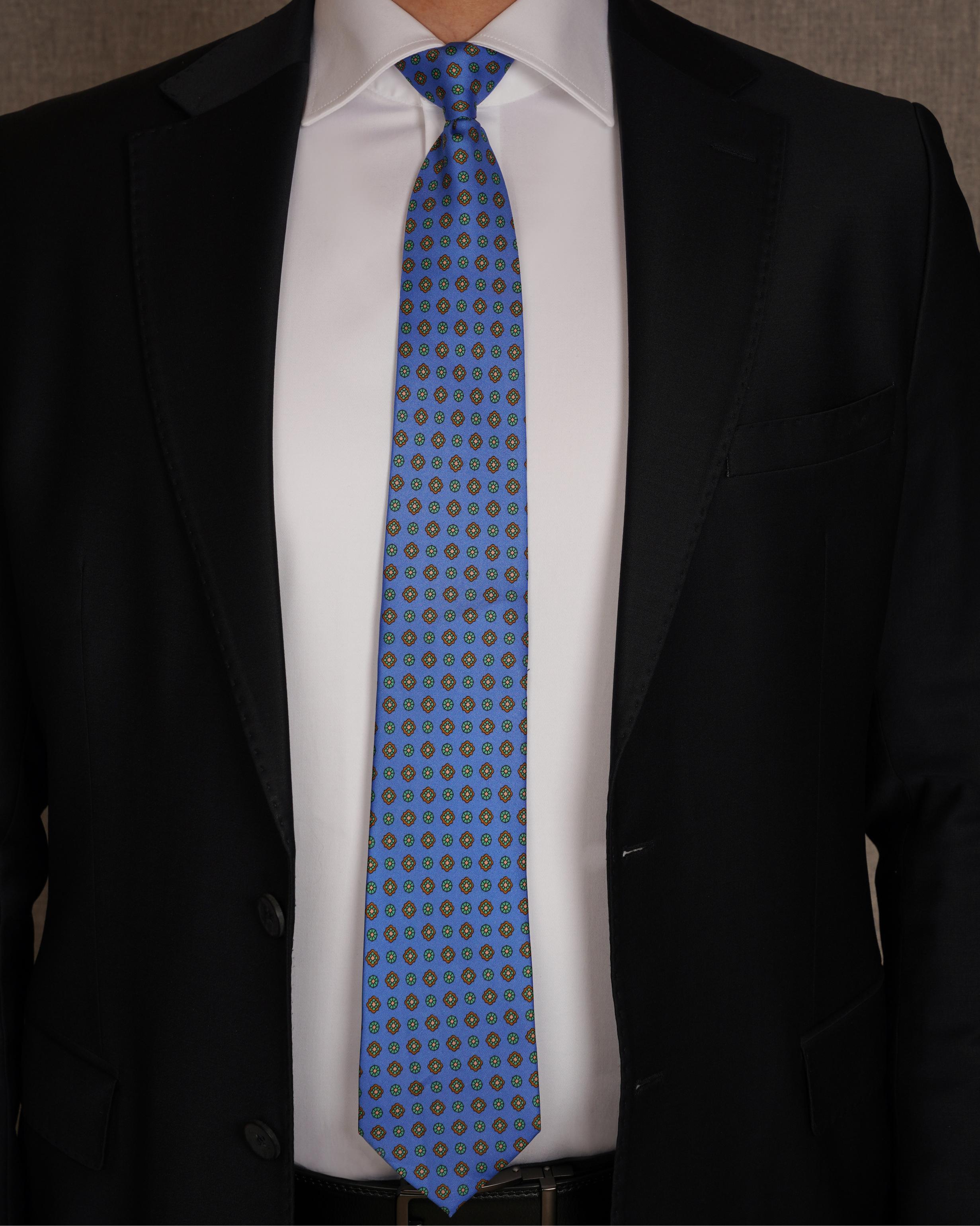 Premium Ready Tie
